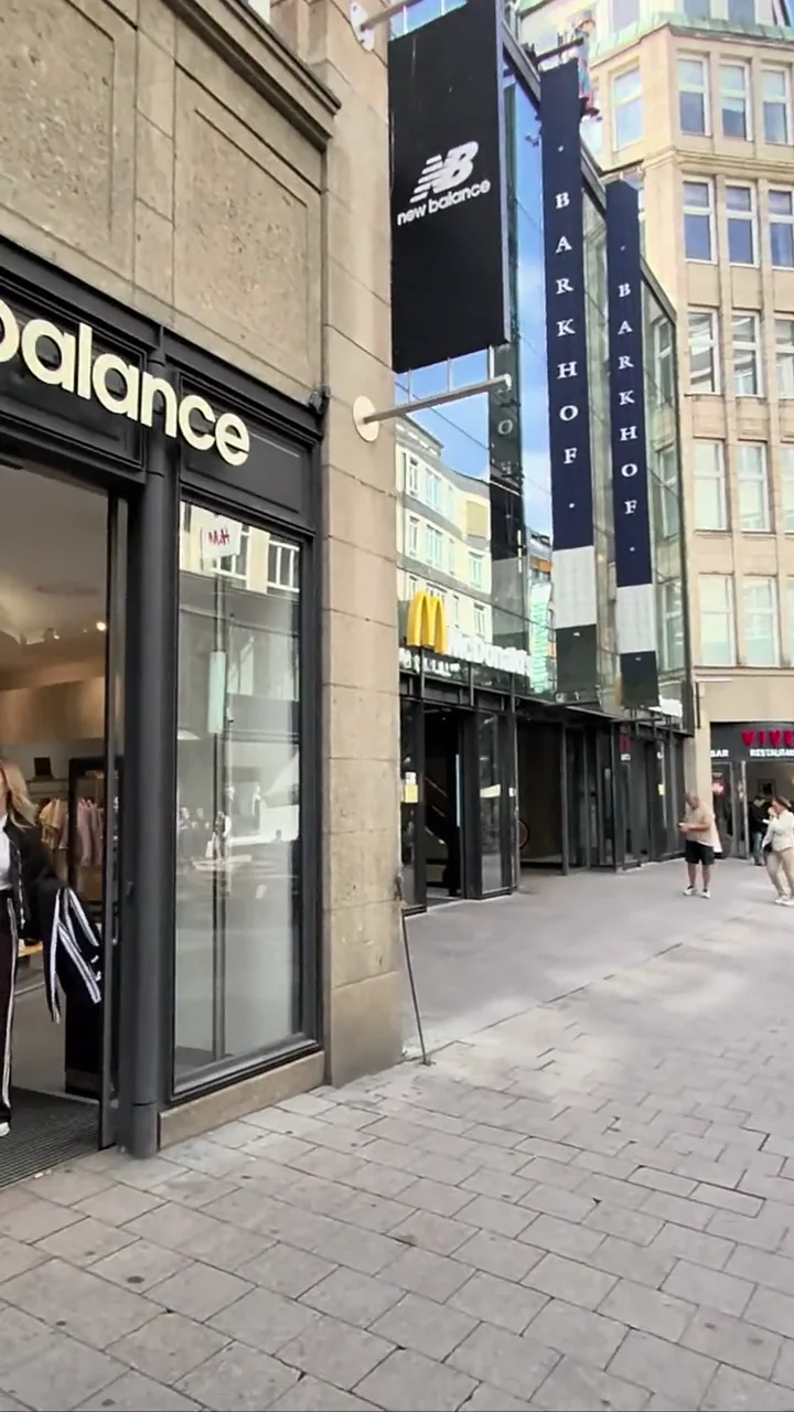 New Balance — посещение магазина в Гамбурге