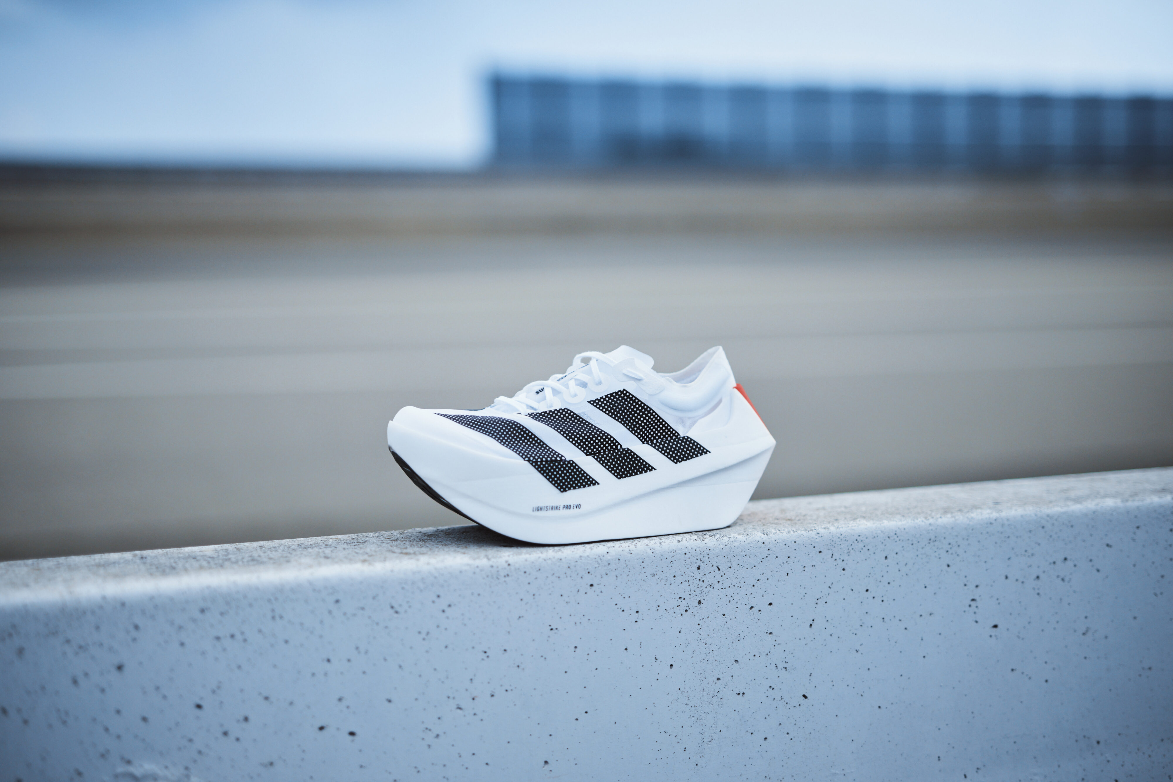 Adidas Adizero Prime Evo X вид сбоку